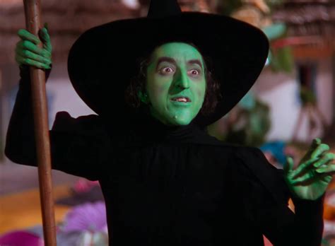 Wizard of oz wicked witch is dsad